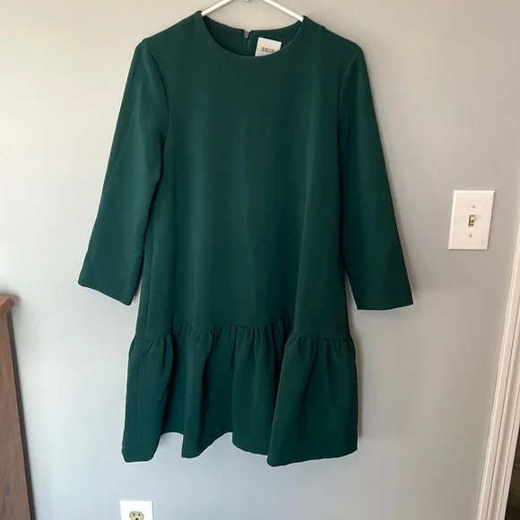 Edit Dress Green - Size XS - Picture 1 of 8